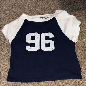 Short Sleeve Tee in Navy and White